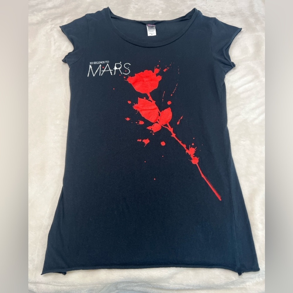 Thirty Seconds to Mars “Red Rose” Graphic Tee – Raw Hem – XL